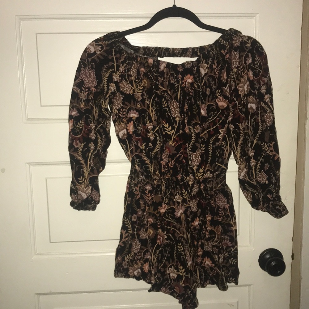 Free People Size X-Small Black Floral Romper